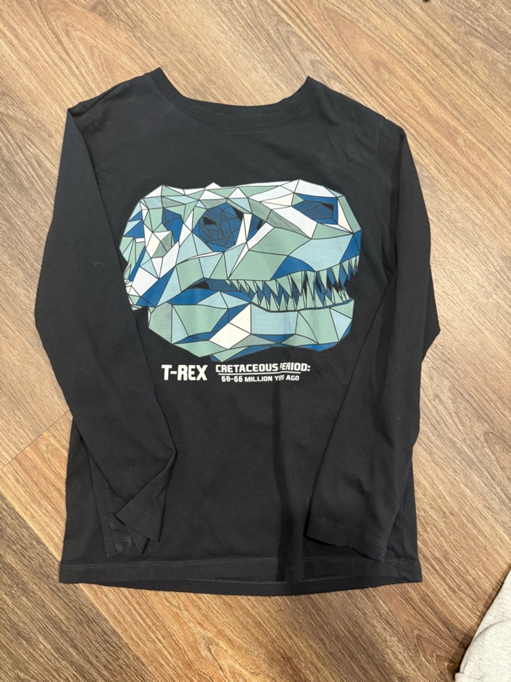 Boys long sleeve 8 shirt lot - Picture 3 of 9